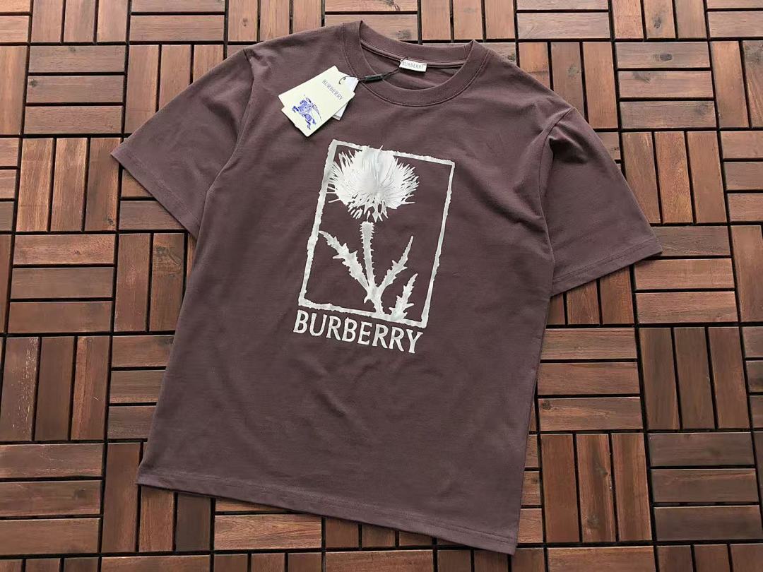Burberry T-SHIRT