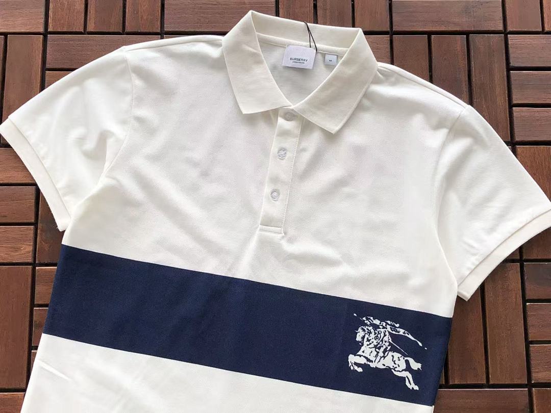 Burberry T-Shirt