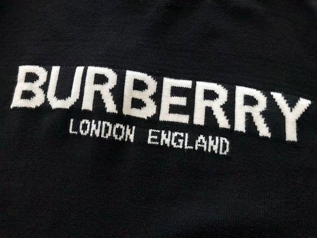 Burberry SWEATER