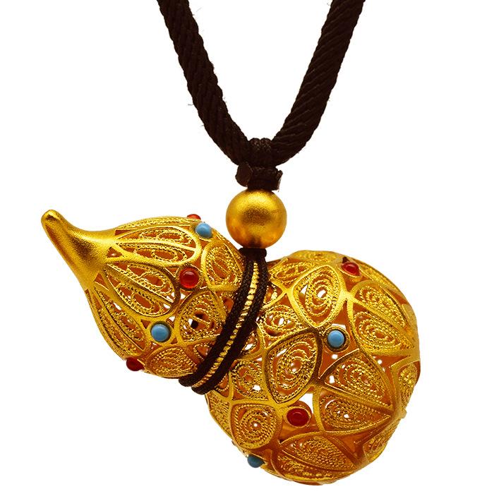 Wulou Pendant-Turquoise Beads