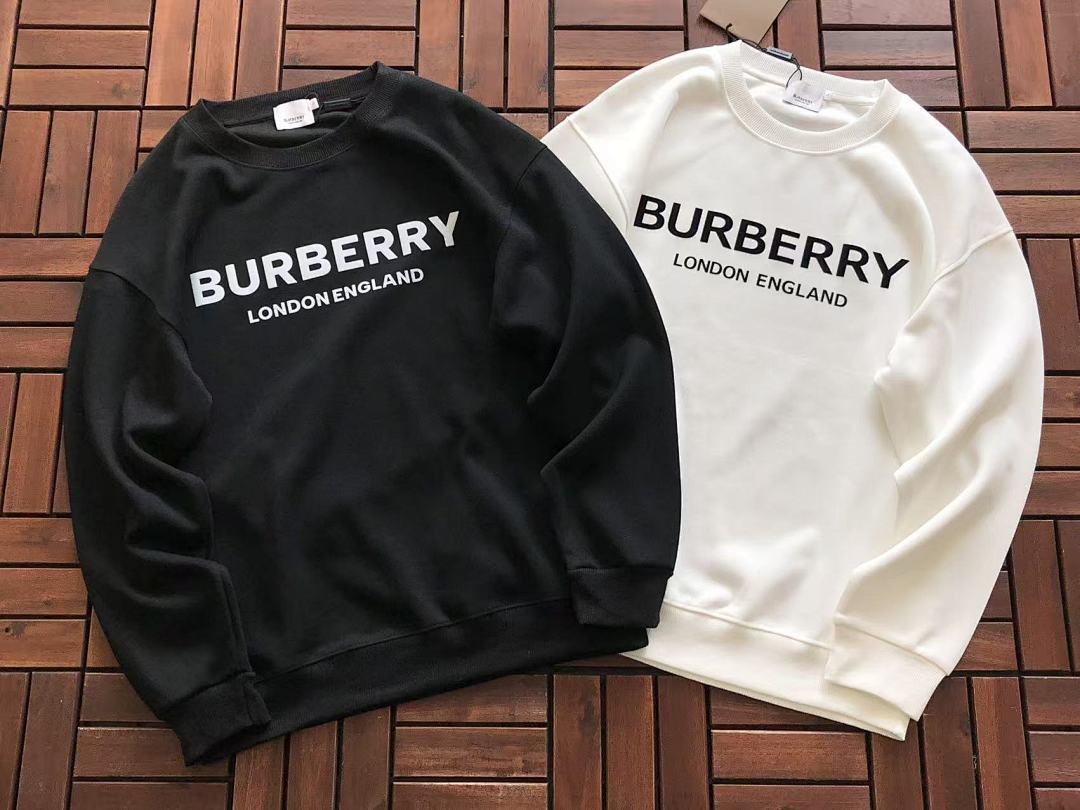 Burberry SWEATER
