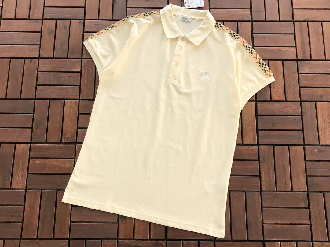 Burberry T-SHIRT