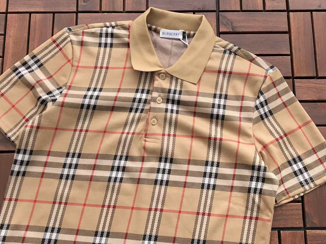 Burberry T-SHIRT