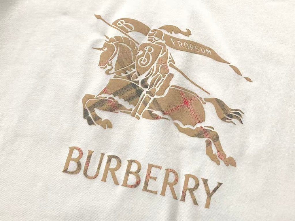 Burberry T-Shirt