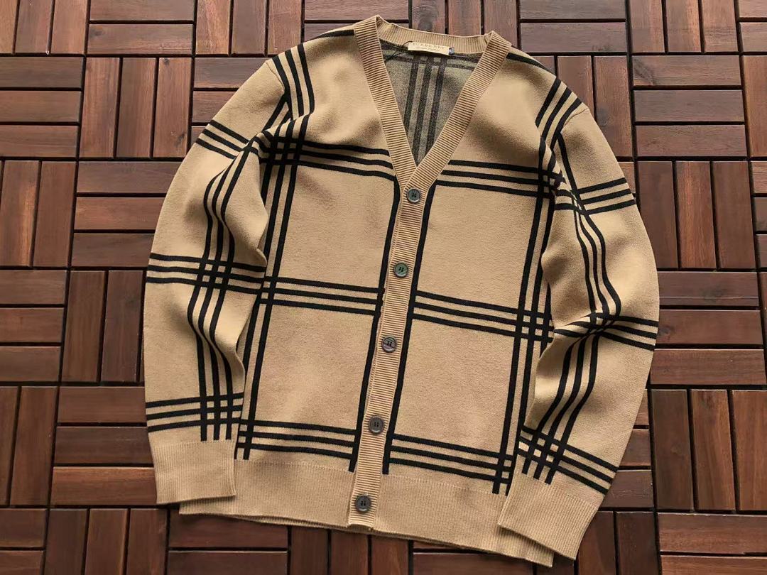 Burberry SWEATER