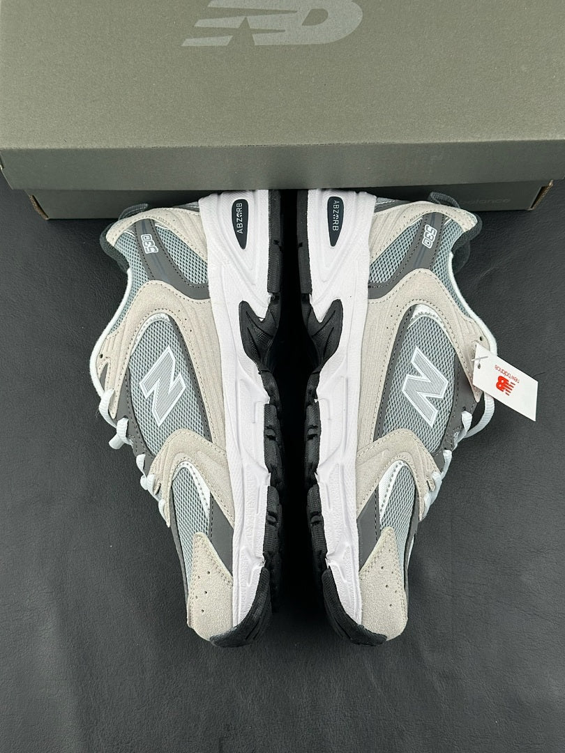 New Balance 530 Sneakers