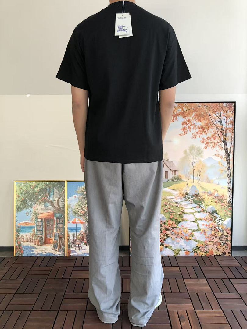 Burberry T-SHIRT