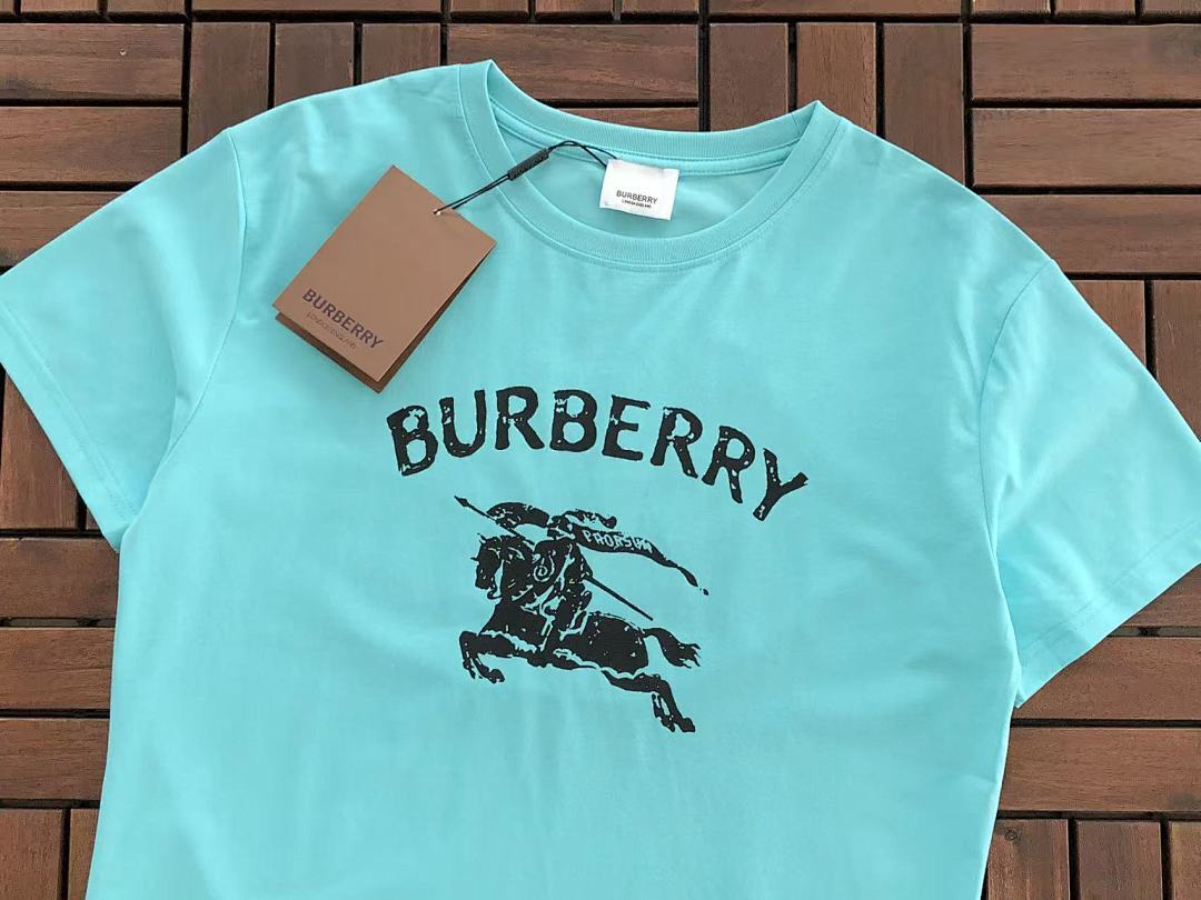 Burberry T-Shirt