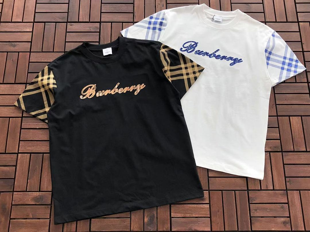 Burberry T-SHIRT