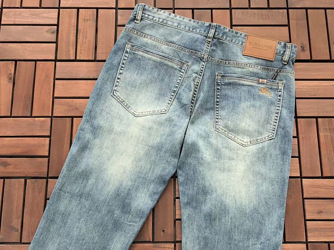 Burberry JEANS