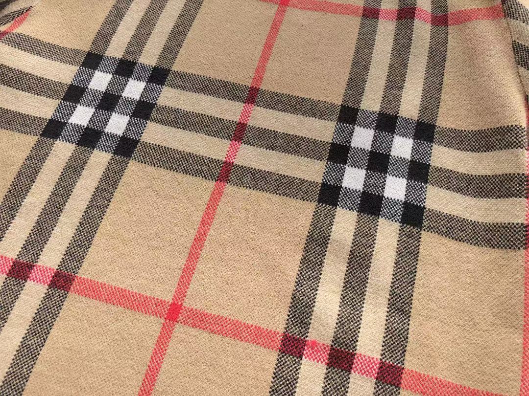 Burberry SWEATER