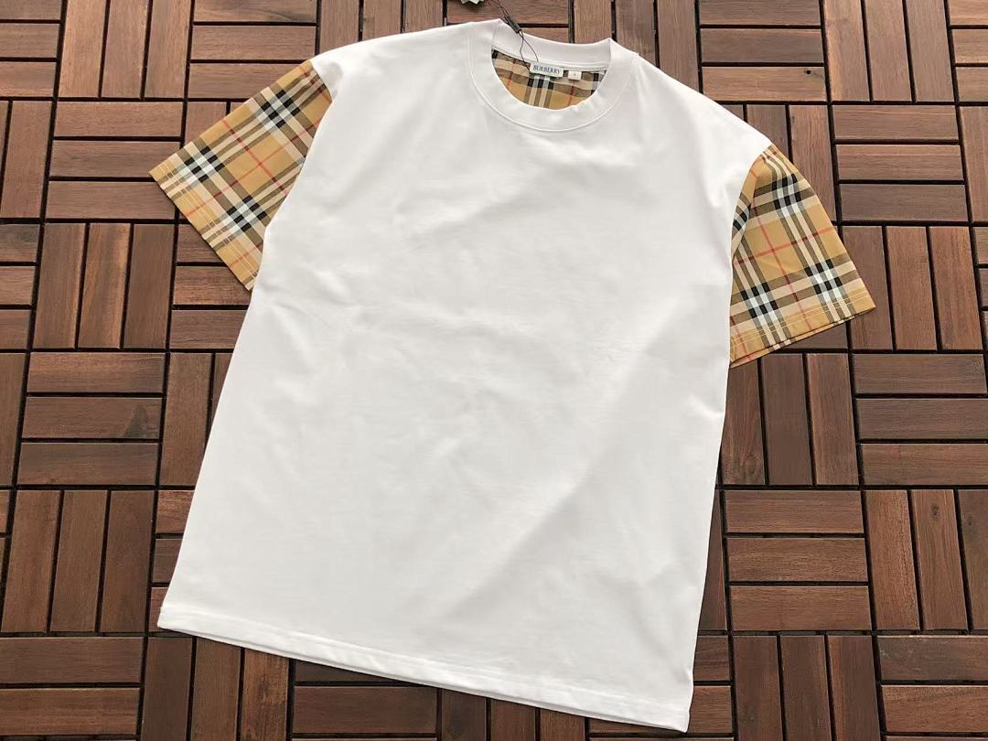 Burberry T-SHIRT