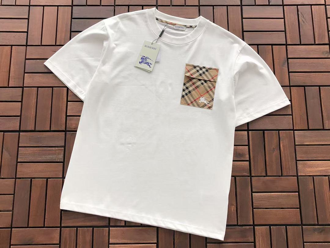 Burberry T-SHIRT
