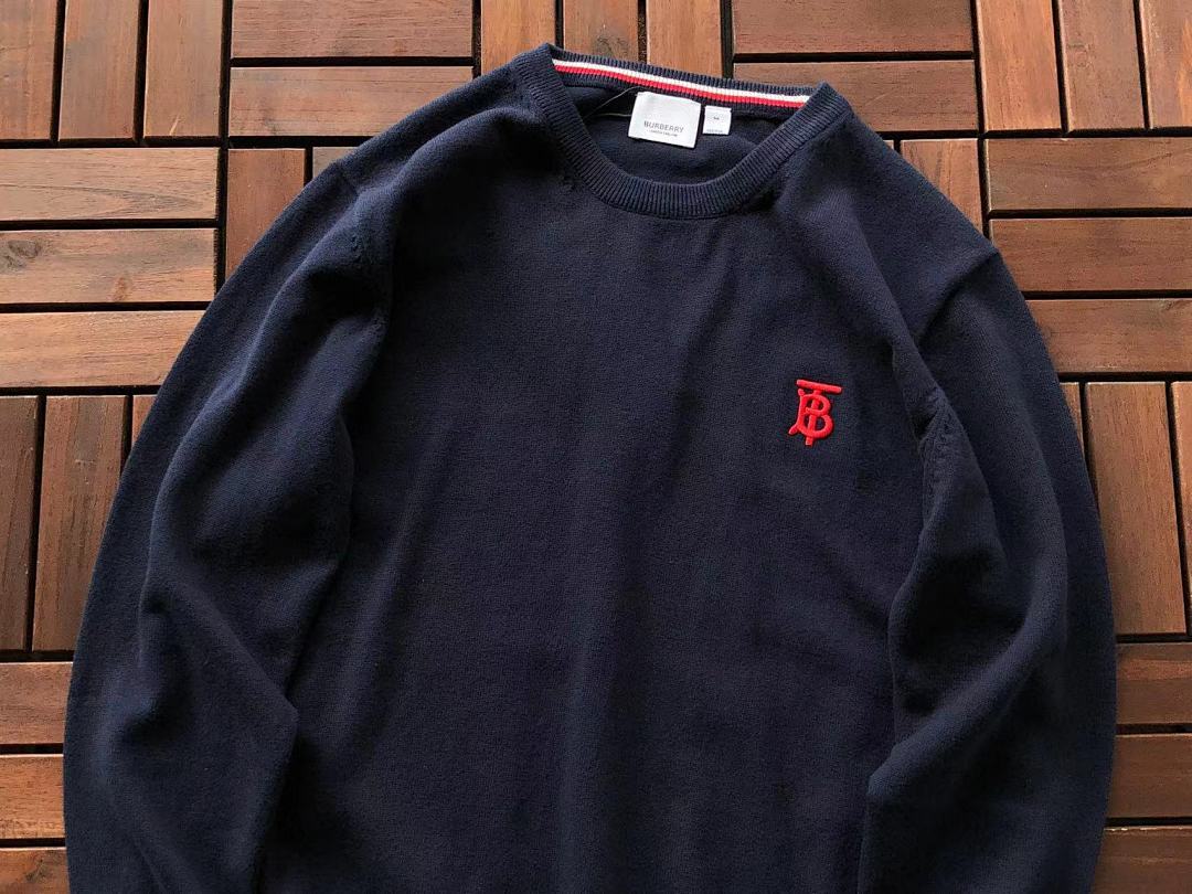Burberry SWEATER