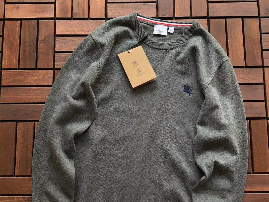 Burberry SWEATER