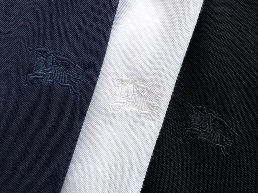 Burberry T-SHIRT