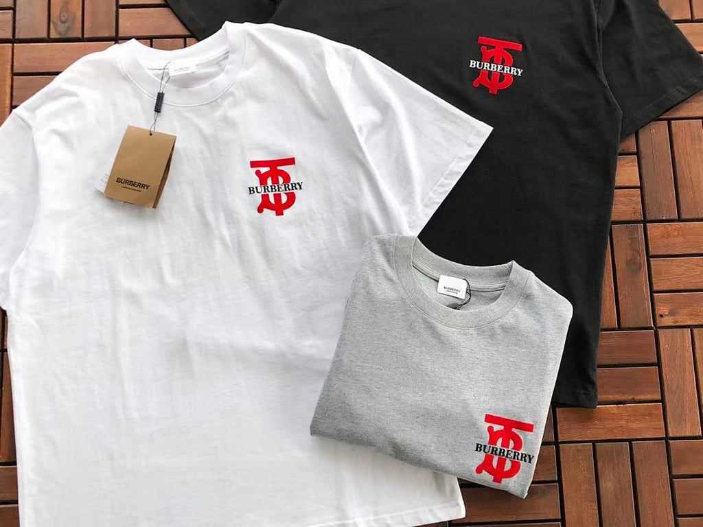 Burberry T-SHIRT