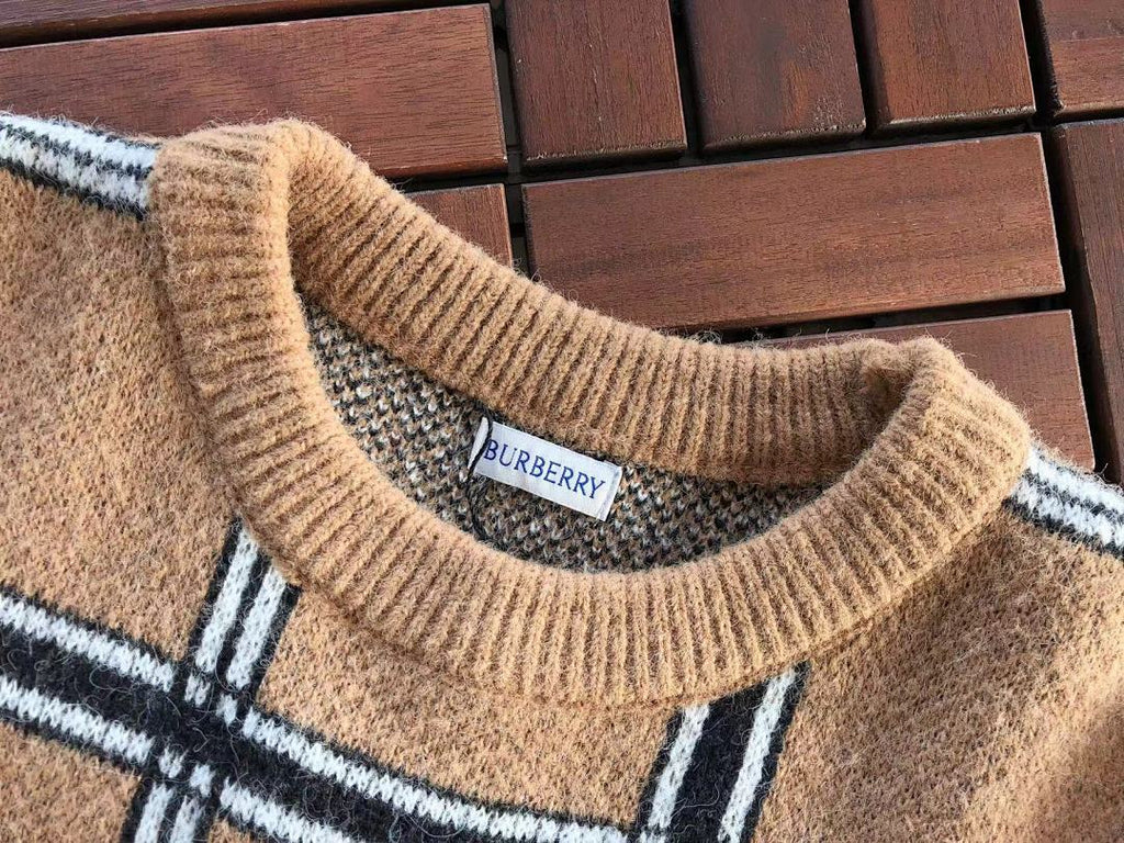 Burberry SWEATER